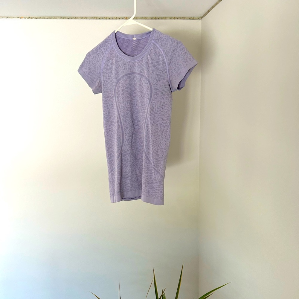 Liliac swiftly tech lululemon size 4